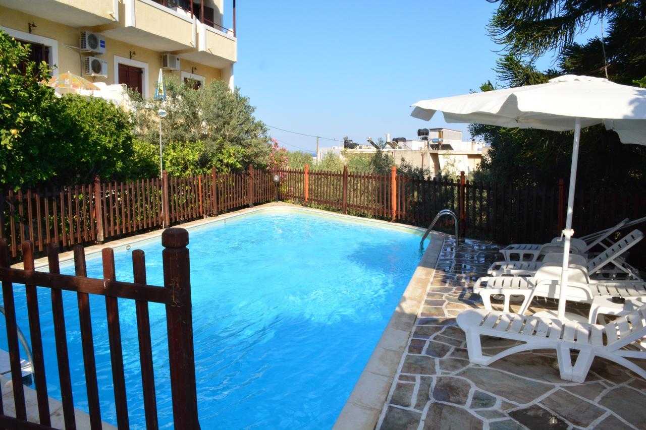 Voula Apartments Agia Marina  Dış mekan fotoğraf
