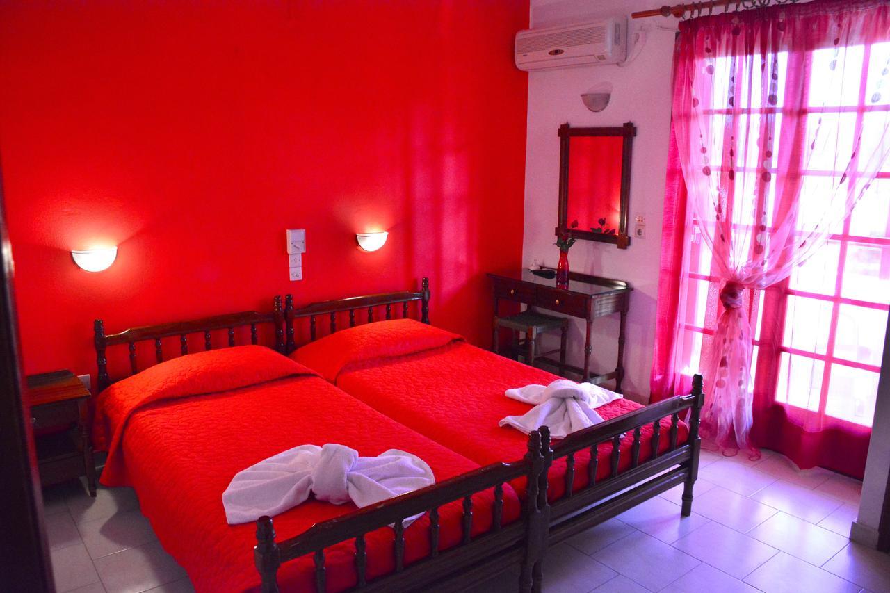 Voula Apartments Agia Marina  Dış mekan fotoğraf